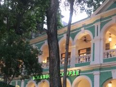 -星巴克臻选(广州沙面店)