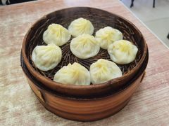 招牌鲜肉汤包-曼曼汤包(建国西路店)