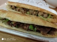 精肉火烧和板肠火烧-王胖子驴肉火烧(鼓楼店)