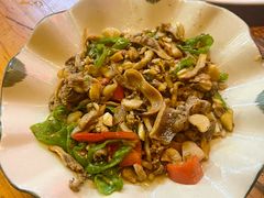 -山坑河鲜(昆仲楼店)