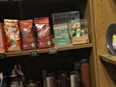 零售区-星巴克(北京南站第三店)