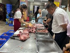 -标记美食新鲜猪杂(兴南大道店)