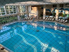 -Rizzan Sea Park Hotel Tancha Bay室内游泳池
