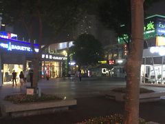 -证大大拇指广场(芳甸路店)