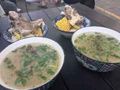 -園丁烤肉缸子肉