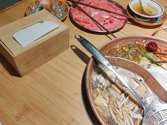 -洱火云南酸菜牛肉火锅(石景山当代商城店)