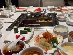 -海底捞火锅(长宁路龙之梦店)
