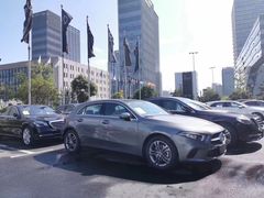 -杭州中升之星奔驰4S店(滨江店)