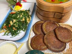 -三江源美食城