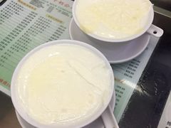 义顺牛奶公司(佐敦店)-义顺牛奶公司(庇利金街店)