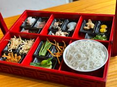 -勺子米线·云南传统小吃市集(四方街店)