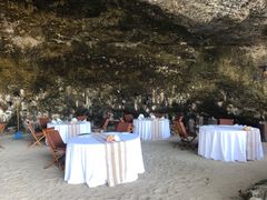 -Samabe Cave Dining