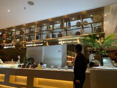 -雍和会海鲜姿造自助(湖东路店)