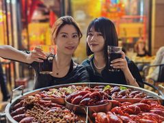 -霸气大叔干锅鸭头·龙虾烧烤·川菜·赛事直播(三里屯店)