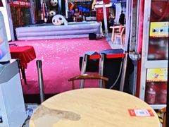 -嗨翻Hi-Fun竞技主题乐园·蹦床团建生日轰趴(荆川 国光1937店)