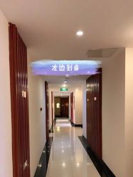 -涂tu指甲日式美甲美睫店