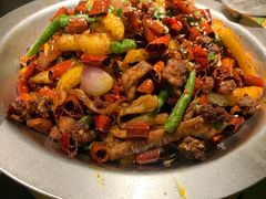 香辣肥肠鸡-嘎嘎鸭脑壳(金沙店)