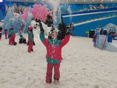 -长沙湘江冰雪世界