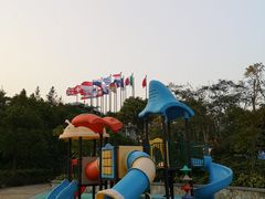 -上海滴水湖皇冠假日酒店