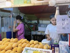 -Nings Mango Stand