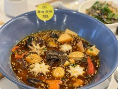 -渔语鱼新川菜Bistro(万象天地店)