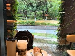 -星巴克(古美路店)