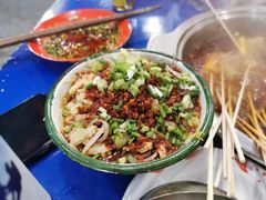 -马路边边串串香(涑河南街店)