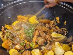 -鱼窝棚柴火铁锅炖(富山屯店)