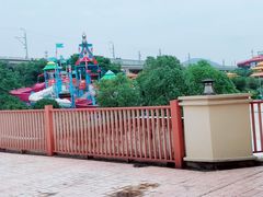 -汤山欢乐雪世界