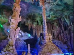 -泰安地下龙宫景区