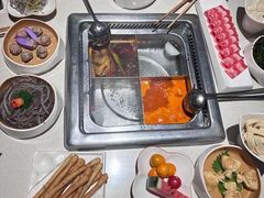 四宫格锅底-海底捞火锅(龙首印象城店)
