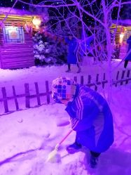 -圣名游乐城冰雪大世界