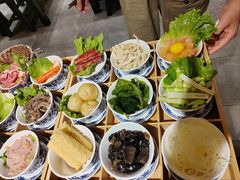-聚汇三少·龙虾·中餐厅(莫邪路新天地店)
