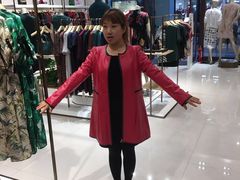 -枫叶小镇奥特莱斯