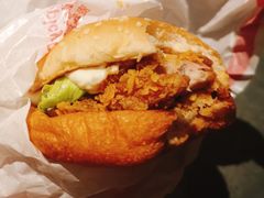 麦辣鸡腿堡套餐-麦当劳(中山公园龙之梦店)