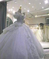 -LOVE SHINE婚纱·红鼎庄龙凤褂·妈妈装定制