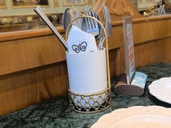 -秘密旅行Bonjour(黑金冠 江南西店)