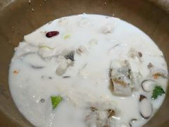 鮰鱼-滇香肴·云南菜蒸汽石锅鱼(云南北路店)