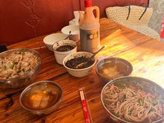 -正宗杨记普洱酸醋米线(总店)