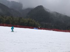 -大别山南武当滑雪场