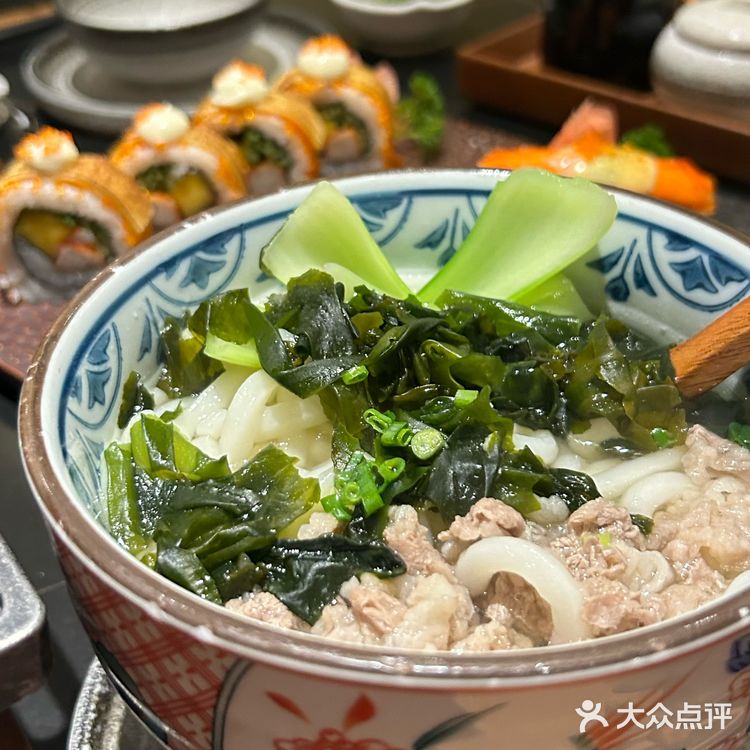 卧槽卧槽!💰120在国金附近吃一桌貌美日料!