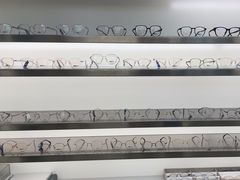 -视野联行眼镜·蔡司·尼康战略合作店(城西银泰店)