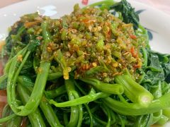剁椒藤菜-洪霞餐馆
