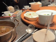 -左庭右院鲜牛肉火锅黑金店(陆家嘴中心店)