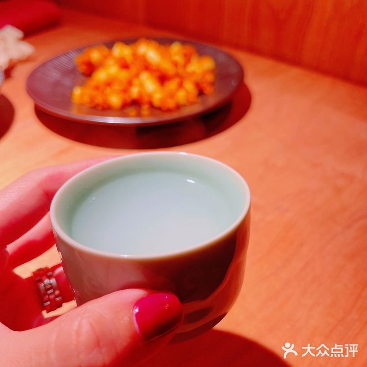 食饼筒果然还是要有肉好吃，不过胜在面皮煎的不错