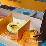🍩高圈圈千层可颂甜甜圈，快来get女神节新品❤