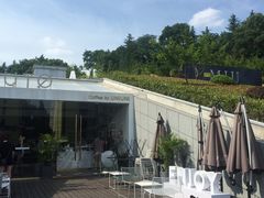 -UNI UNI(环亚凯瑟琳店)