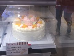 -红宝石·鲜奶小方·海派西点房(南丹店)