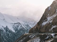 -天山神秘大峡谷