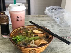 -韦记螺蛳粉(NO2店)